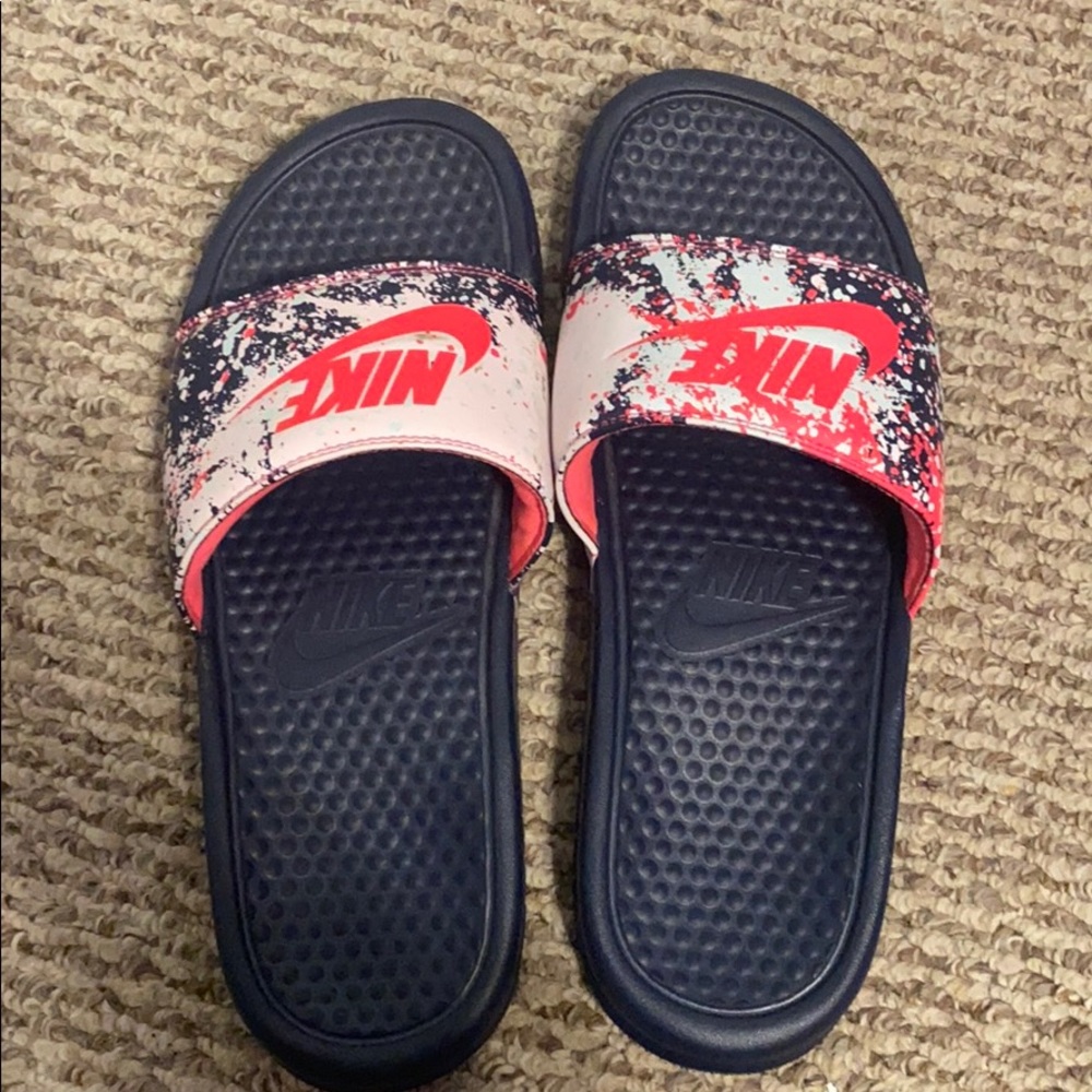 Splatter Nike Slides